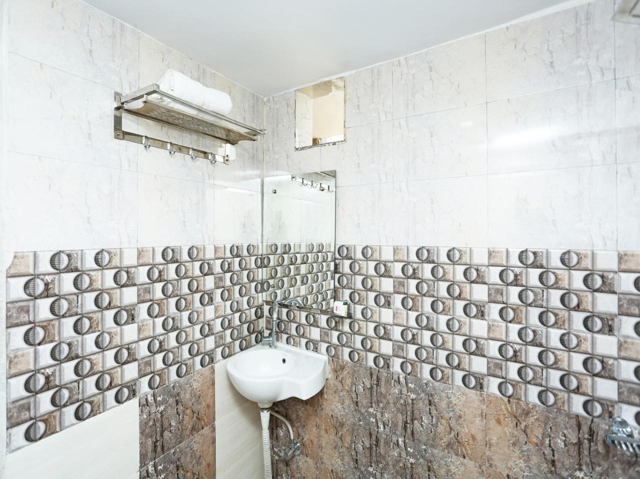 Oyo 16472 Hotel Shree Balram International Raipur  Exterior photo